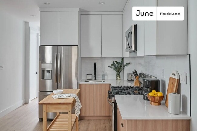 Photo - Exquisite ROOM at The Brower House Unit 6