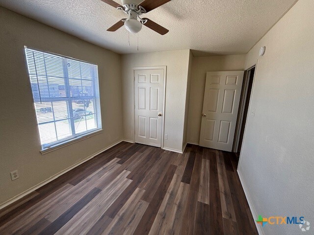 Building Photo - 2802 Cantabrian Dr Rental