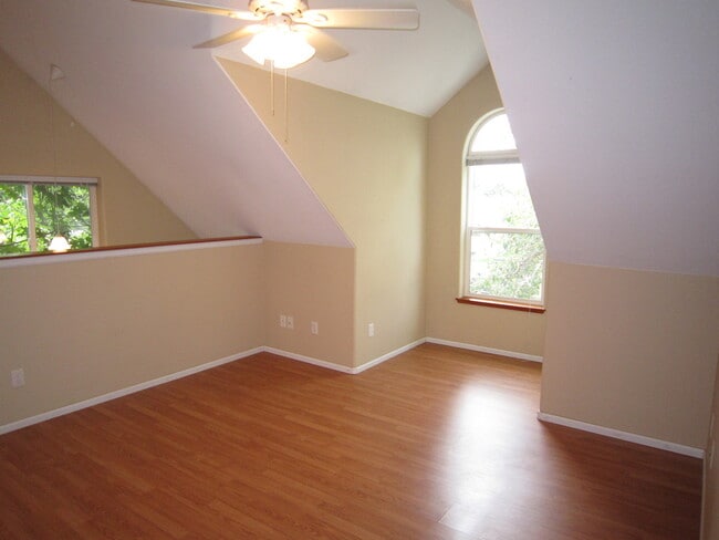 Photo - One Bedroom Apartment Above House, Close t... Unit 1102