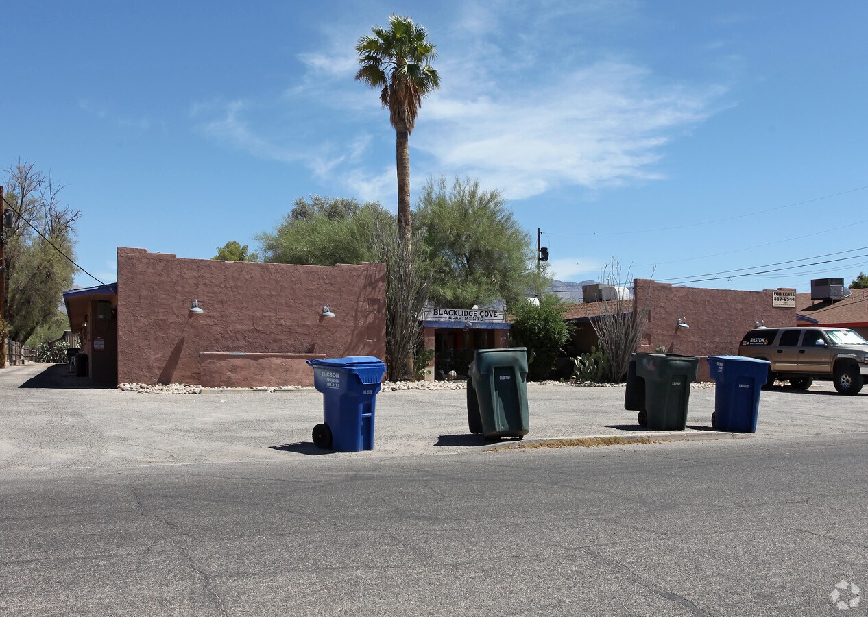 Photo - Blacklidge Cove Apartments