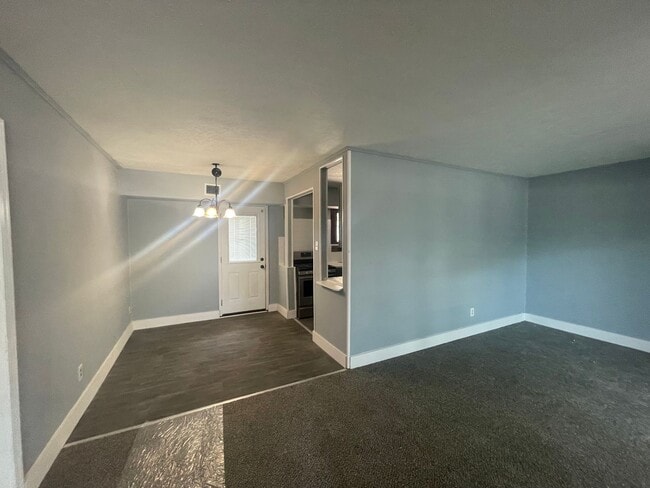 1629 Devon Dr