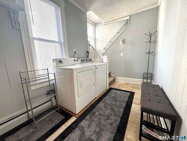 Photo - 10 Bayview Ave Unit #2