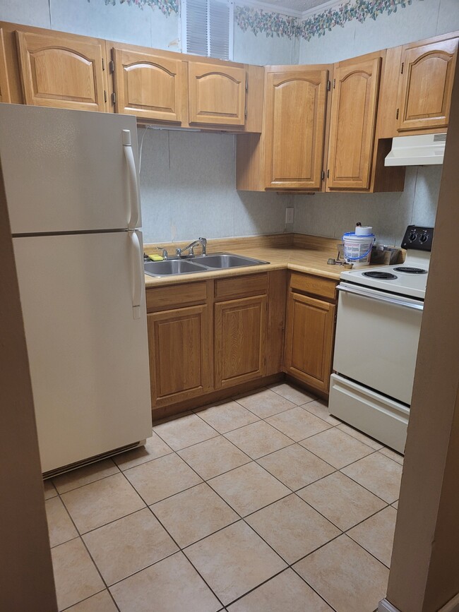 Photo - 9612 Westport Rd