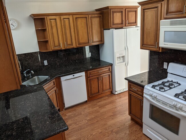 Kitchen - 2062 21st Ave