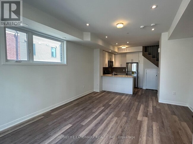 Photo - 3429 Ridgeway Dr