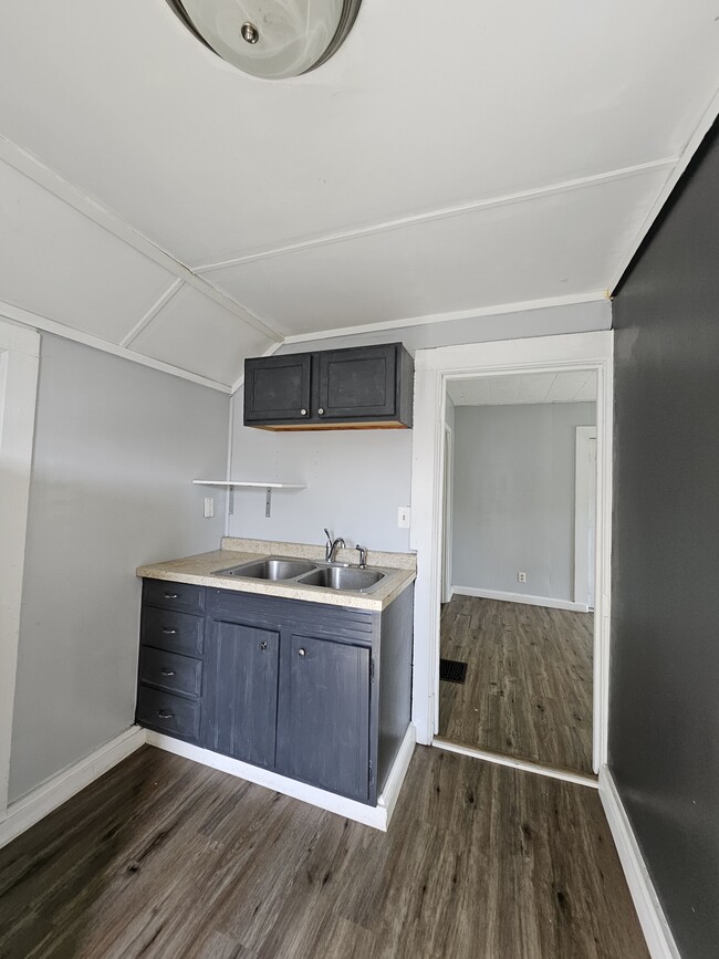 Photo - 311 S 3rd St