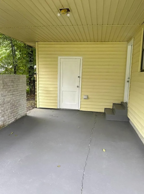 Photo - 4008 Macaulay Cove