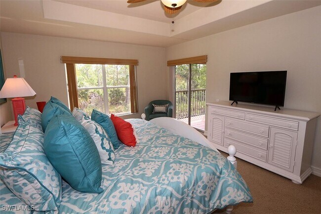 Building Photo - 913 Carrick Bend Cir Unit 202