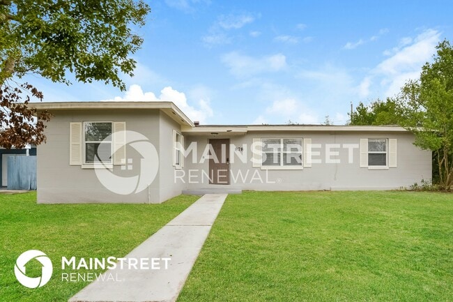 Building Photo - 878 Crawford St