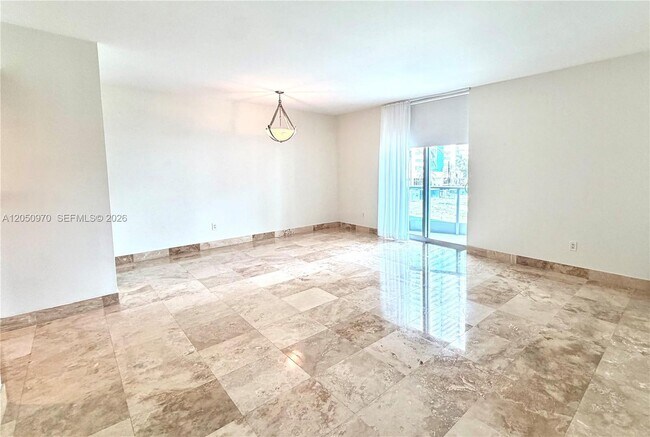 Photo - 1331 Brickell Bay Dr Unidad 201