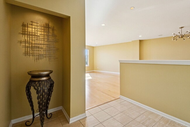 Photo - 7748 N Sheridan Rd Unidad 5