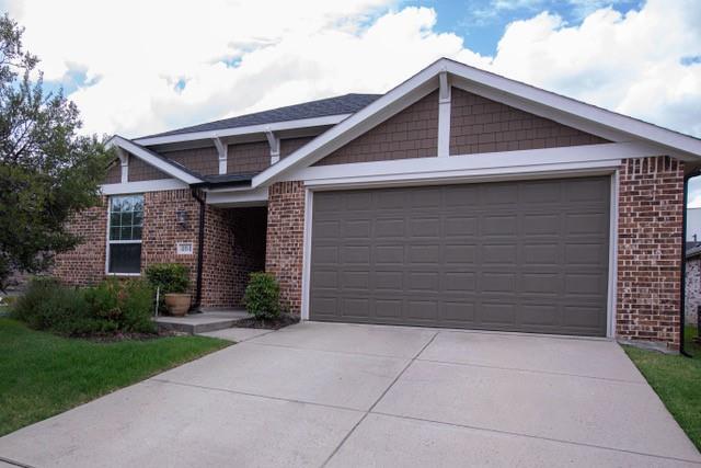 Photo - 404 Barnstorm Dr