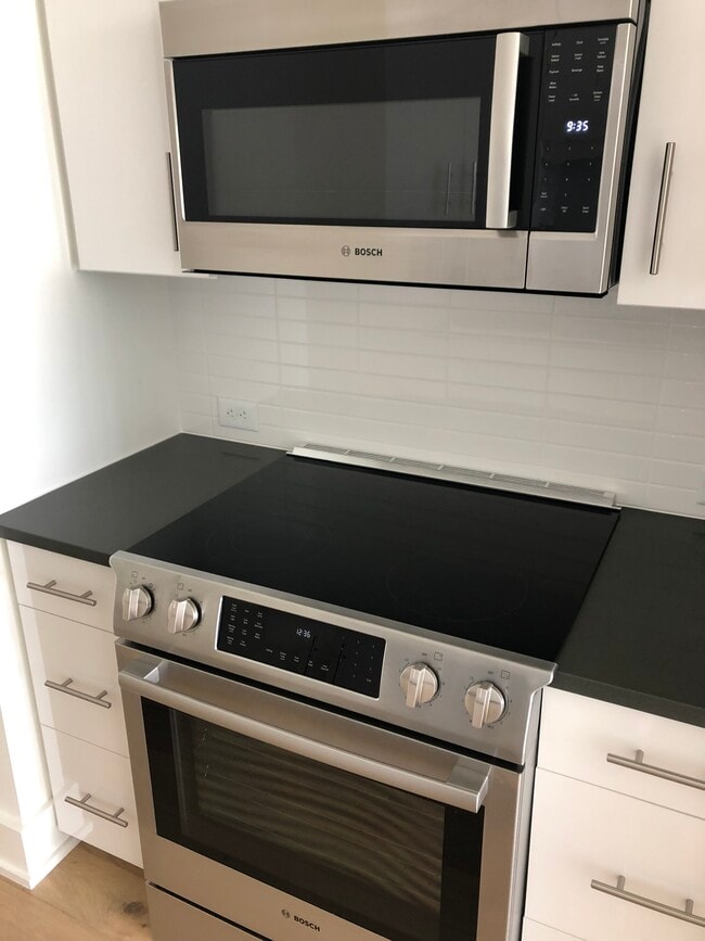 Photo - 110 Corcoran St Unidad 2108