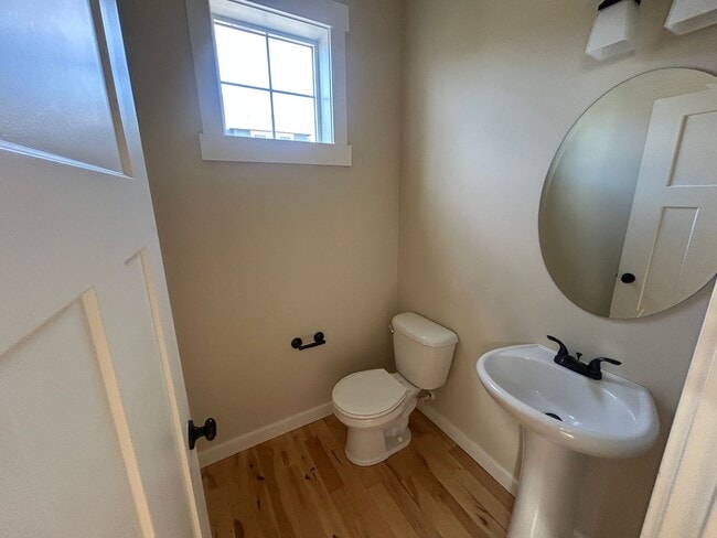 Beautiful 4 bedroom home in Lynnwood AVAILABLE NOW!