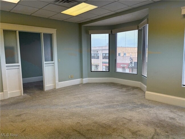 Photo - 158 N Broadway St Unit Upper