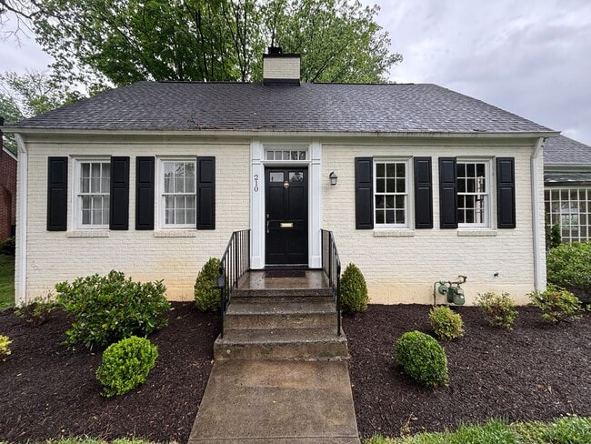 Photo - 210 Locust Ave