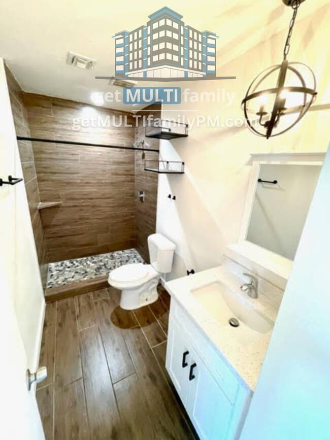 Photo - 1402 E McKinley St Unit B