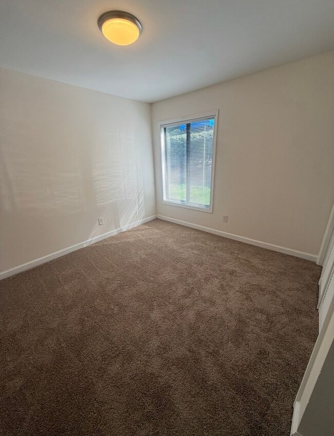 Photo - 1512 Benjamin Pkwy