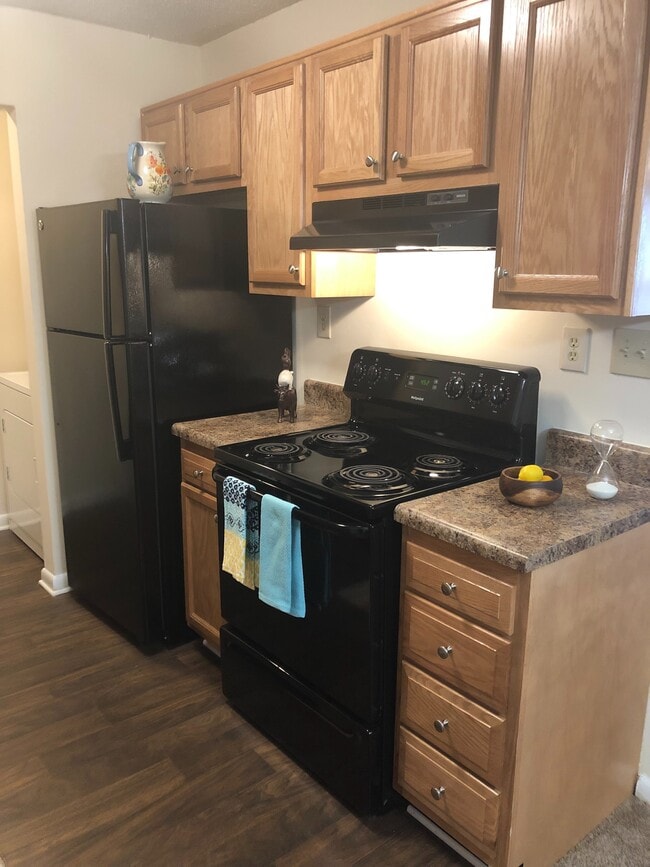 Updated Kitchens - Stonebridge Apartments