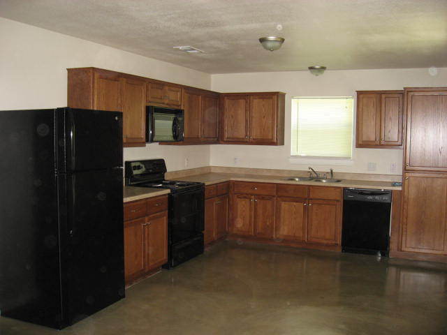 Photo - SE 4th Unit A