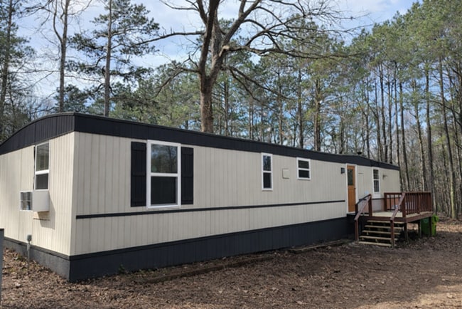 Building Photo - Fully Renovated 2BR Home on Private Lot – No HOA! Country living