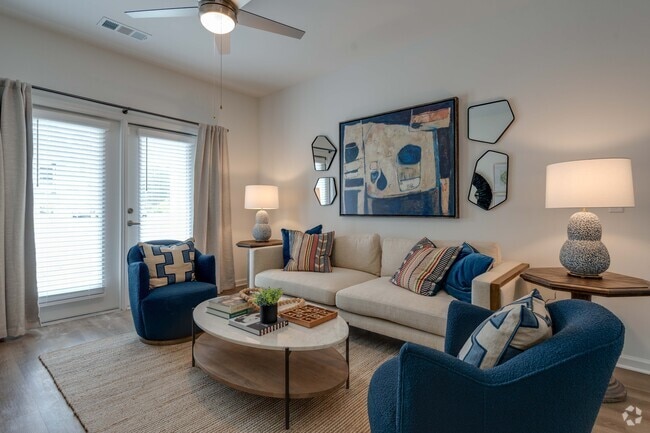 2BR, 2BA - 1,168SF - Living Room