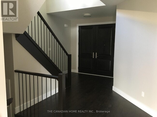Photo - 1753 Brayford Ave