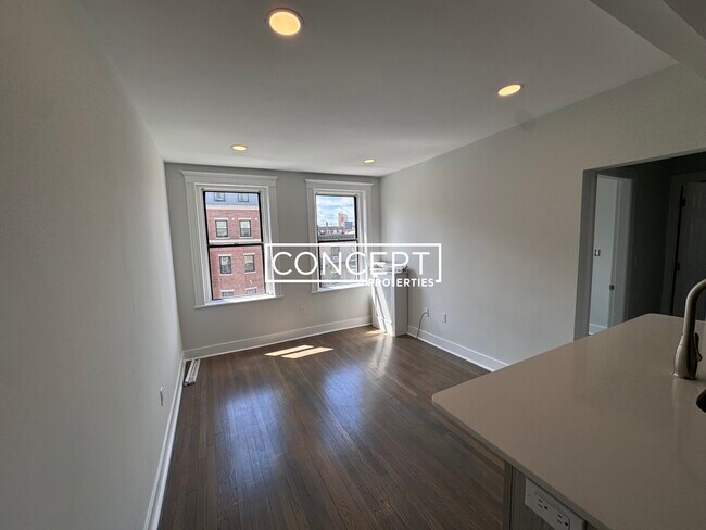 Photo - 19 Peterborough St Unit 25CP
