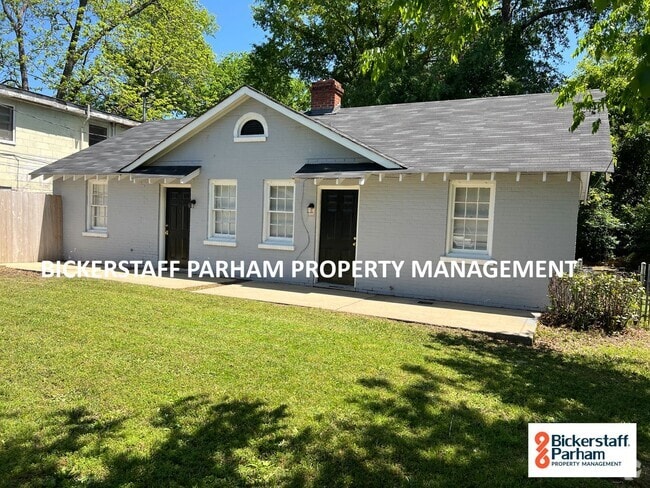 Building Photo - Located off of Victory Drive!! 2 Unit B Rental