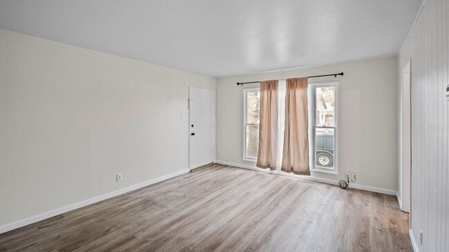 Photo - Cozy and Cute 2bedroom 1 bathroom duplex in Vallejo!