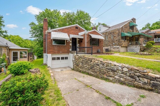 Photo - Stunning 2 bedroom home in Penn Hills available August 1!