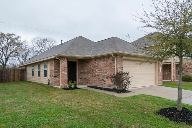 Building Photo - 3811 Cary Creek Dr
