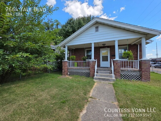 Photo - 2664 Yale Blvd