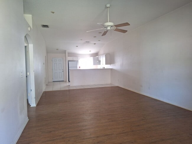 Photo - 2BR 2BA plus 1 CAR GARAGE DUPLEX - EDGEWATER