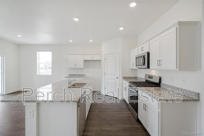 Photo - 9892 Cathay St