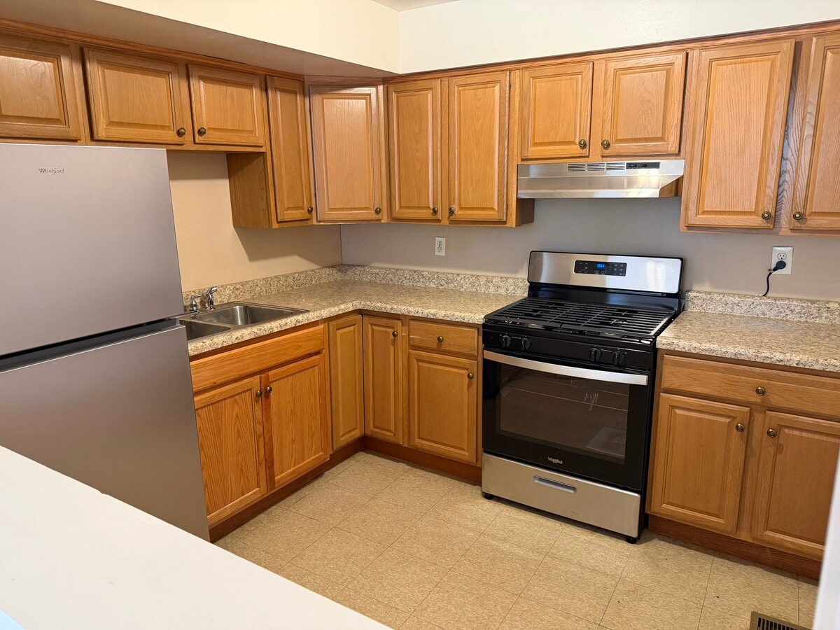 Photo - 3360 Fairdale Rd Unit First Floor Apartment