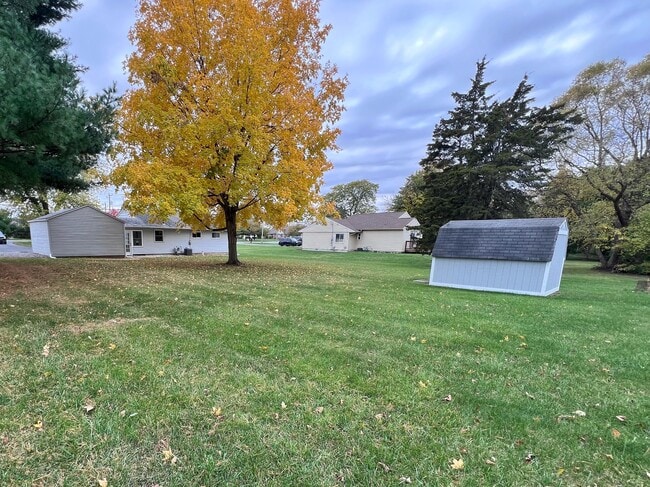 Photo - 2926 W Breese Rd