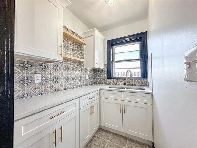 Photo - 48 Waltham St