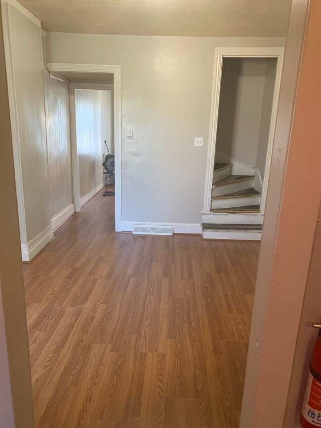 Alt. view - 530 Mulberry St