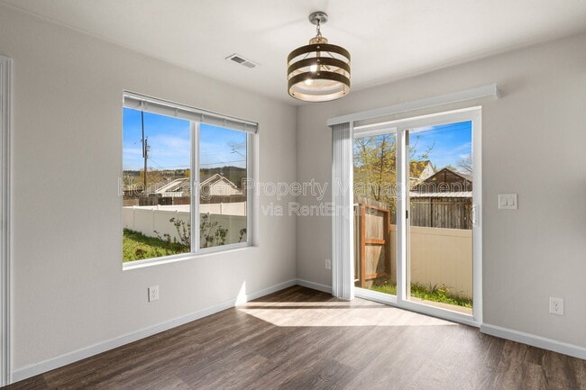 Photo - 14420 E Heroy Ln