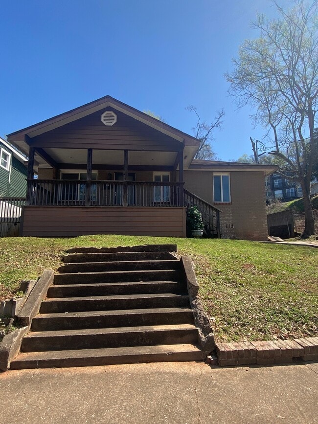 Photo - 1809 11th Pl S House