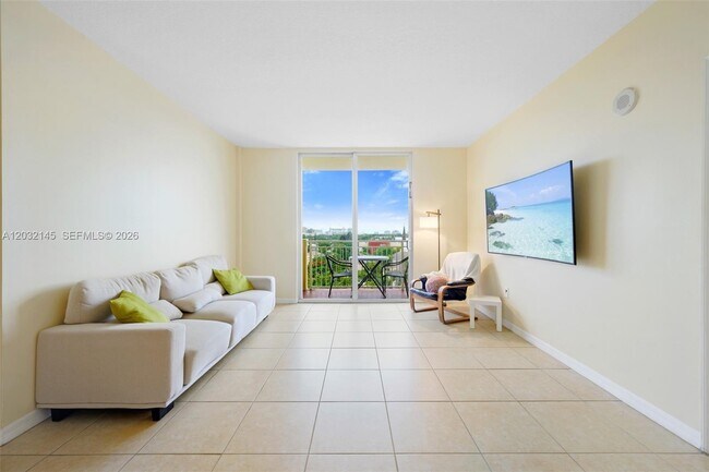 Photo - 215 SW 42nd Ave Unit 708