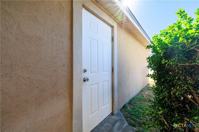 Photo - 3110 Douglas Fir Dr