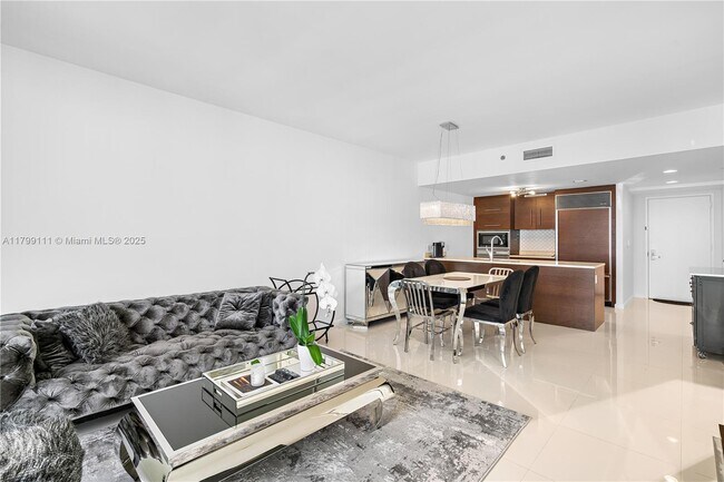 Photo - 475 Brickell Ave Condo Unit 4514