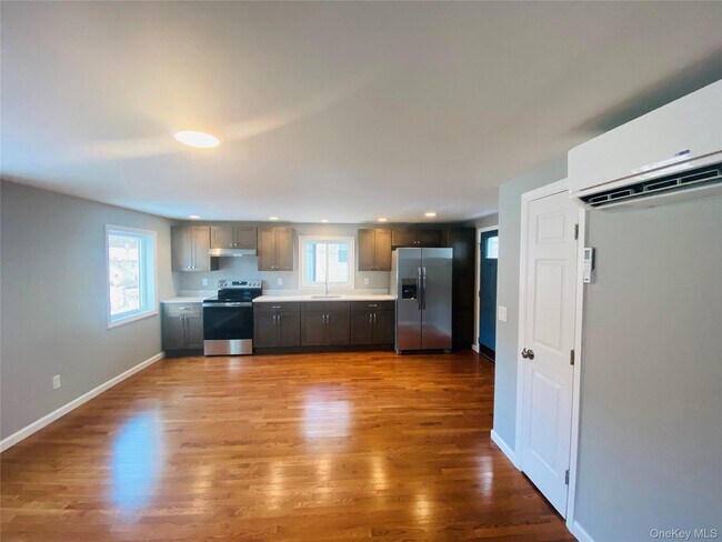 Photo - 35 Tobins Ln