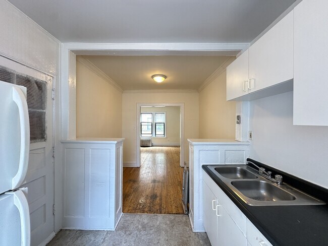 Photo - 2338 N Spaulding Ave Unit A2