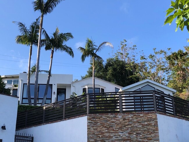 11420 Decente Ct