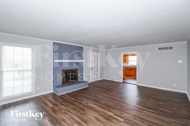 Photo - 5130 Kingswood Cir