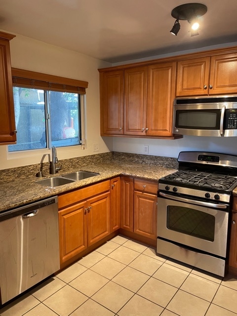 Photo - 5646 Aldama St