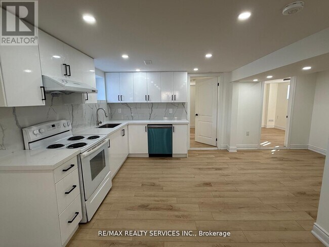 Photo - 234 Morden Rd